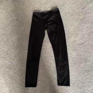 black leggings